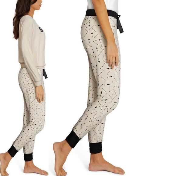 NWT Wildfox soft and comfy pajamas 2 pieces M - Picture 3 of 9